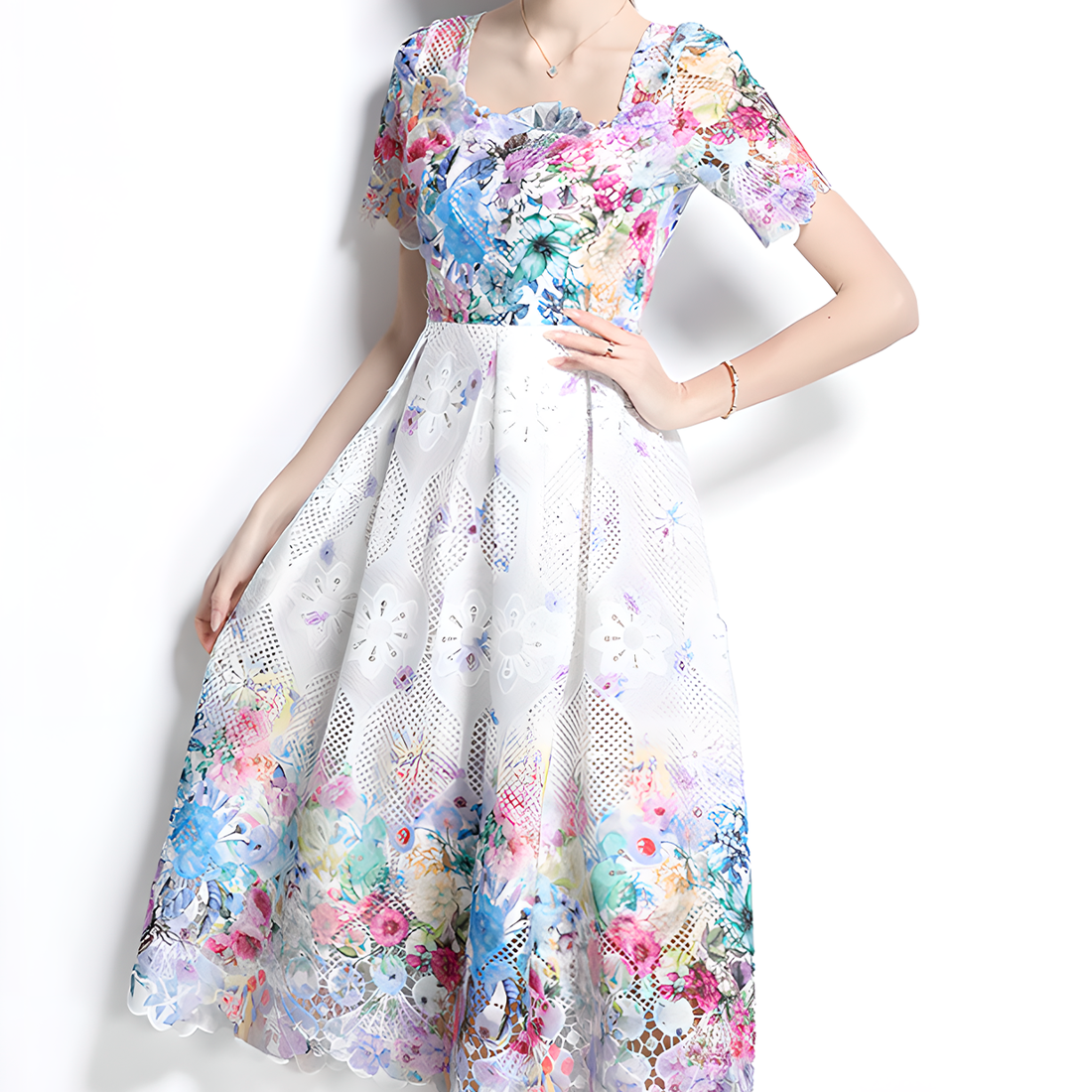 Romantic Floral Dress with Flattering Fit