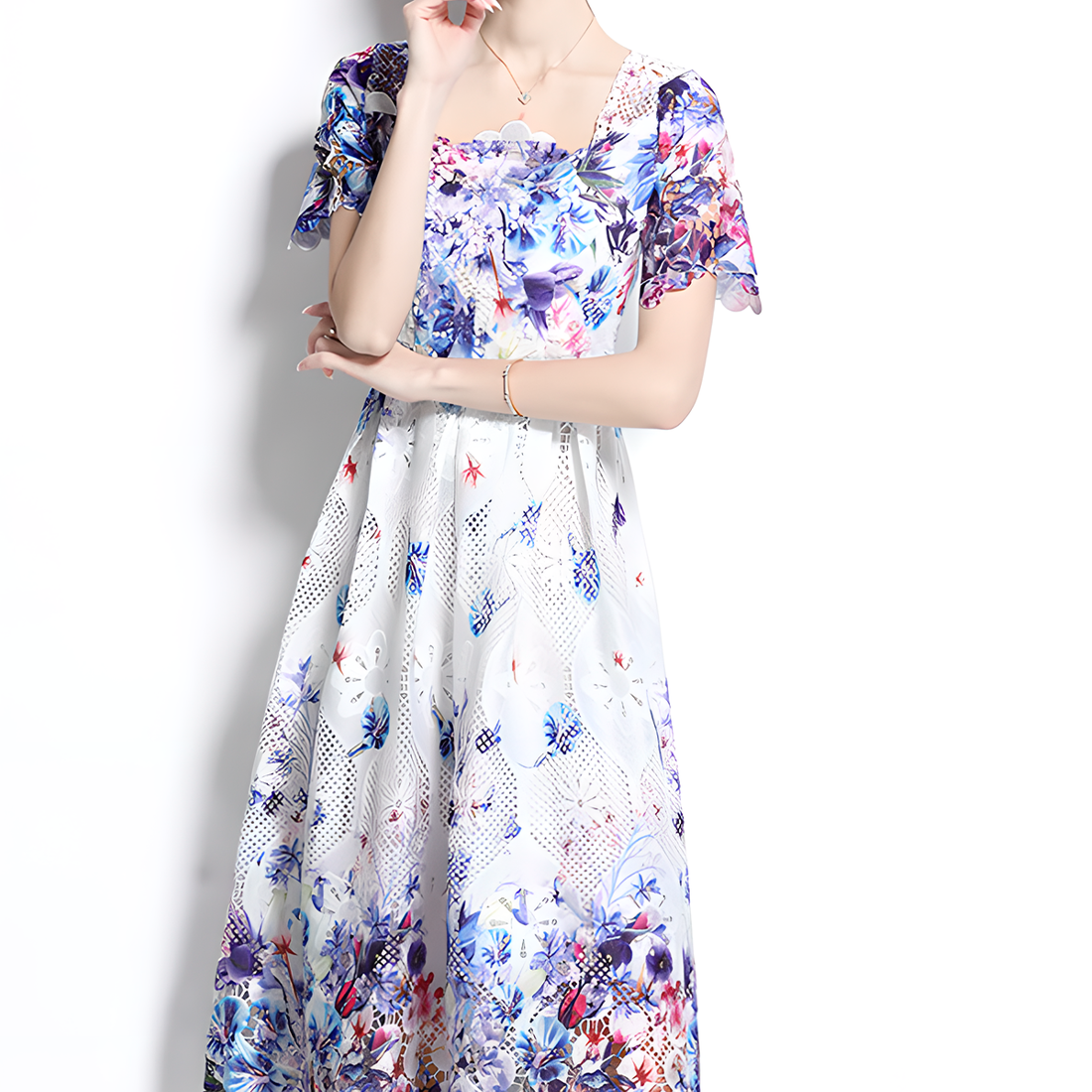 Romantic Floral Dress with Flattering Fit
