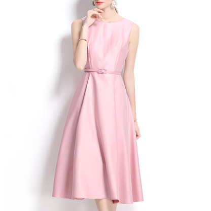 Elegant Round Neck Sleeveless Flared Dress