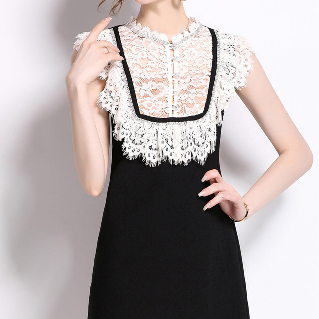 Chic Lace-Trimmed Dress with Sleek Silhouette