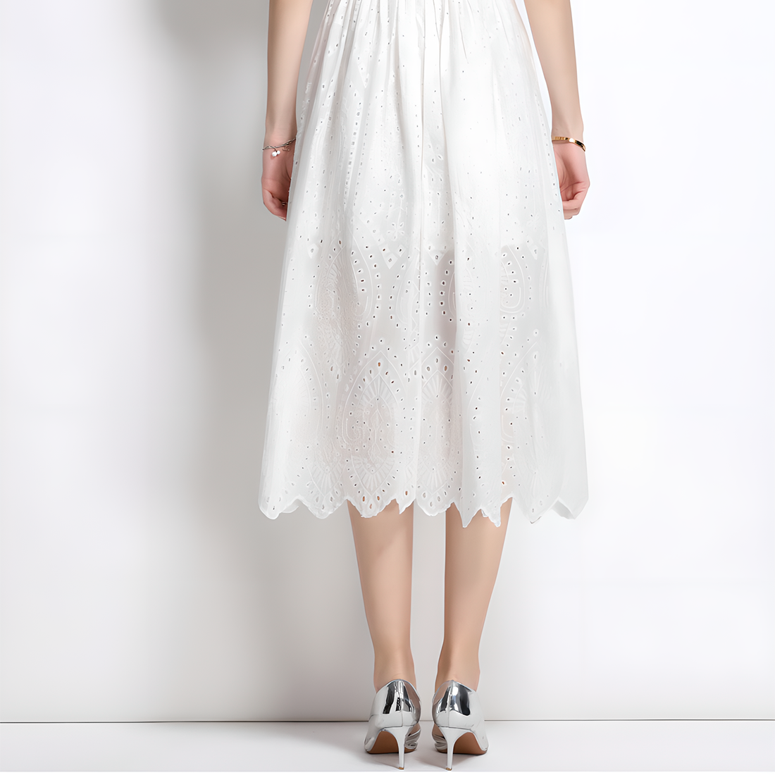 Casual White Lace Dress with Puff Sleeves