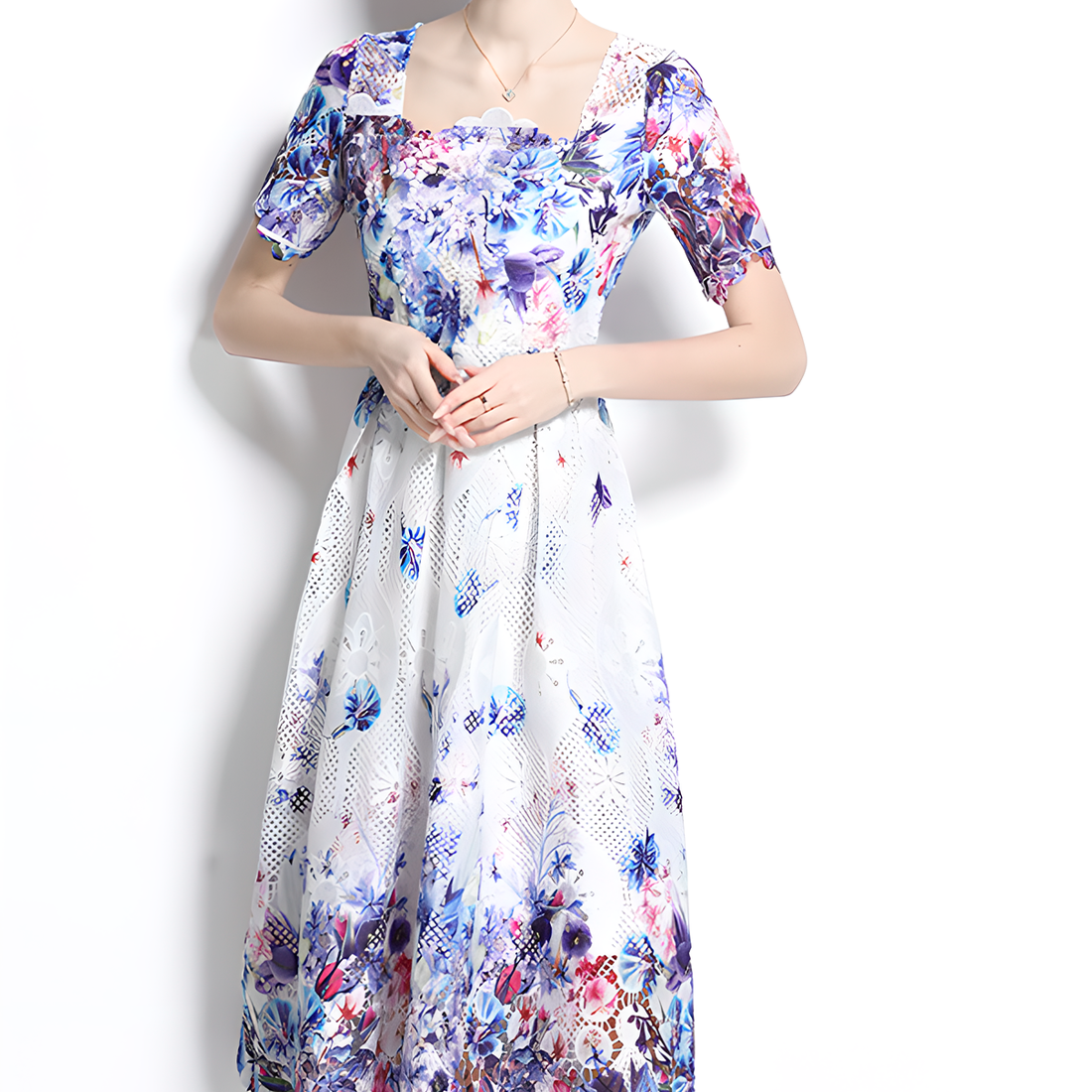 Romantic Floral Dress with Flattering Fit