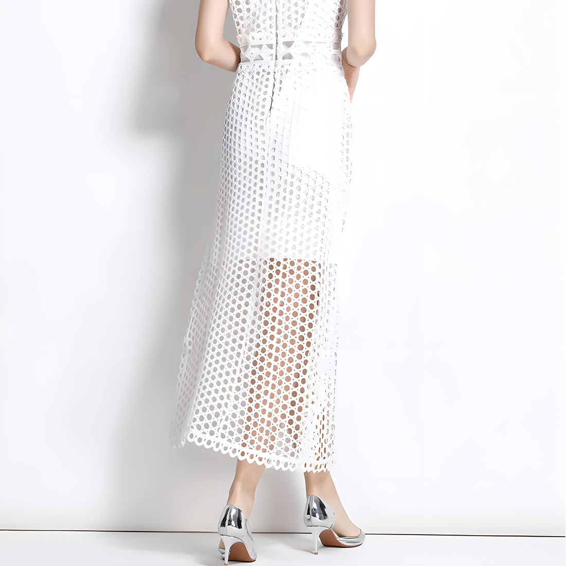 Fashion Lace Cut-Out Sleeveless Slit Dress